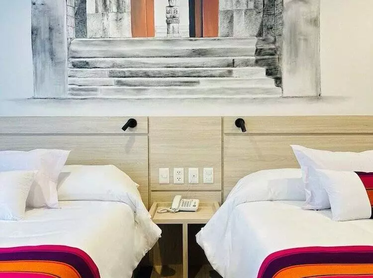 هتل Las Brisas Sur