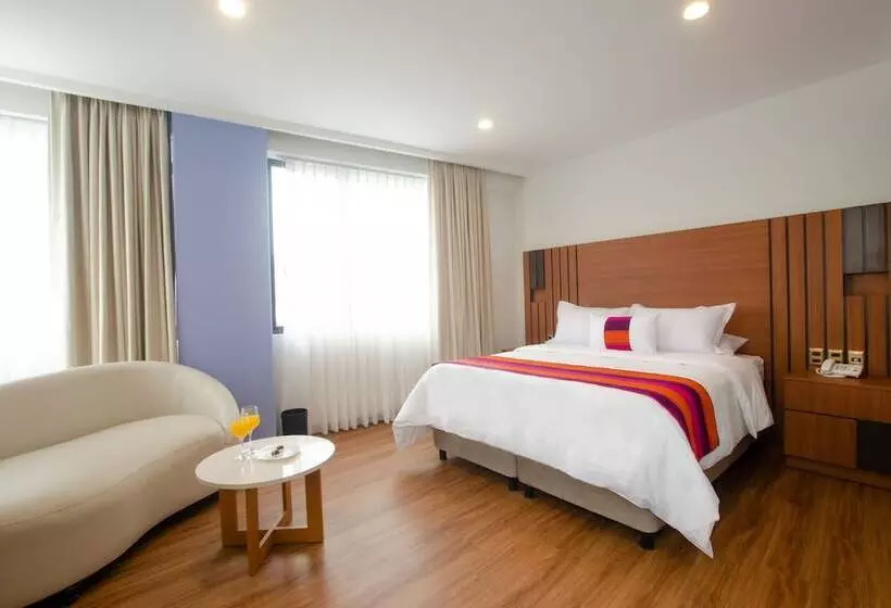 هتل Las Brisas Sur