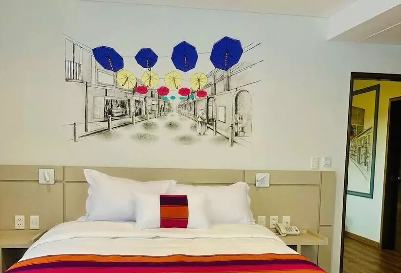 هتل Las Brisas Sur