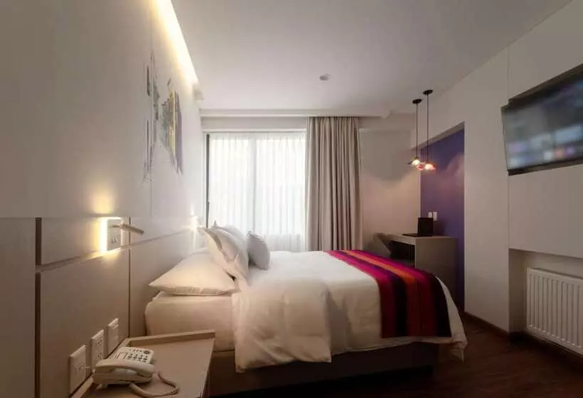 هتل Las Brisas Sur