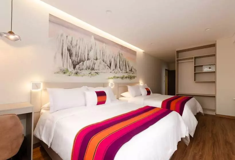 هتل Las Brisas Sur
