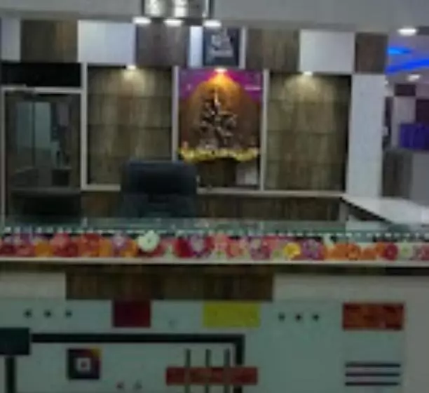 ホテル Meghna And Restaurant,padhar Buzurg