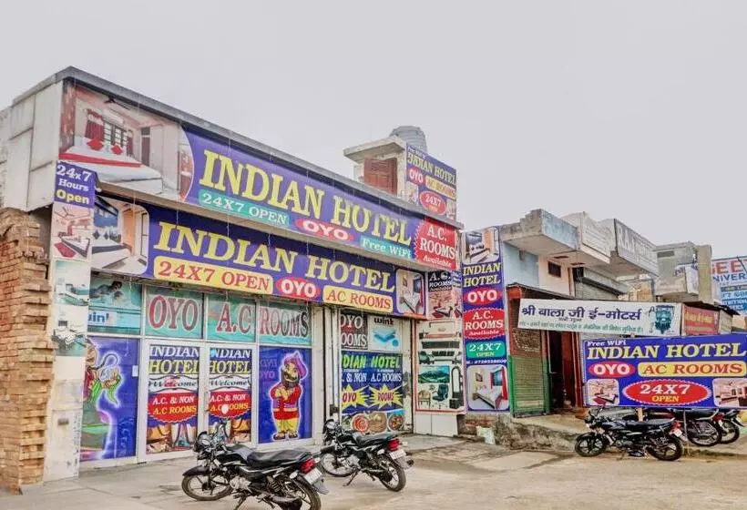 ホテル Oyo Indian