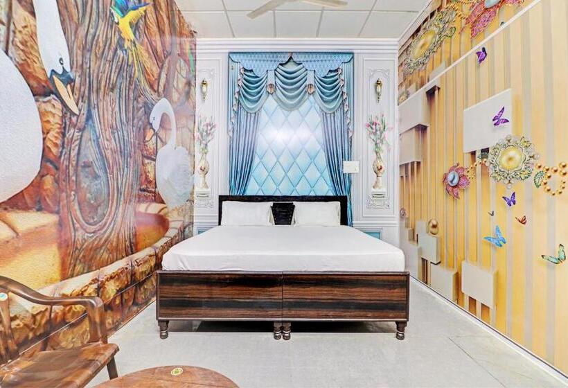 ホテル Oyo Indian