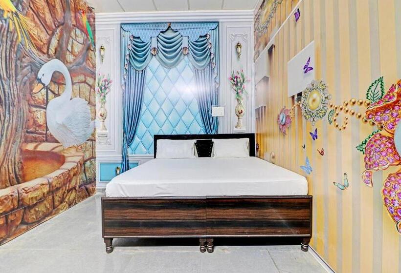 ホテル Oyo Indian