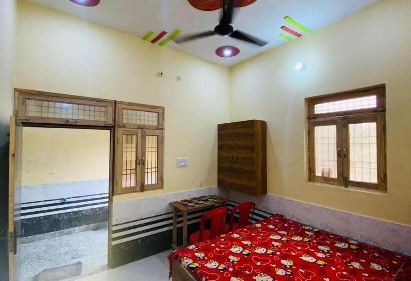 酒店 Oyo Vrindavan