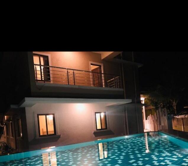 בית מלון כפרי Q 23 Resort & Suites