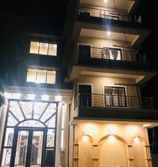 בית מלון כפרי Q 23 Resort & Suites