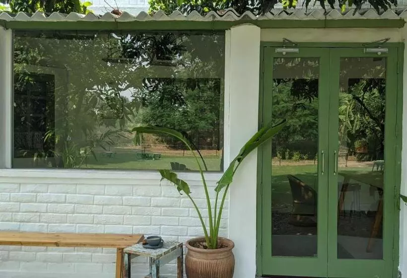 ホテル The Good Community Permaculture Farm