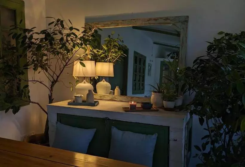 ホテル The Good Community Permaculture Farm