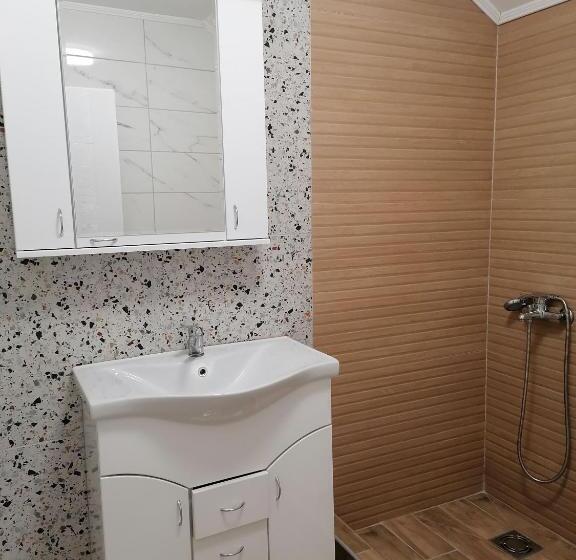 Pensionat Apartmani Lena
