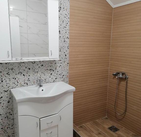 Pensionat Apartmani Lena