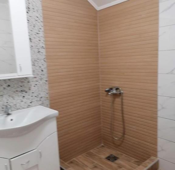 Pensionat Apartmani Lena