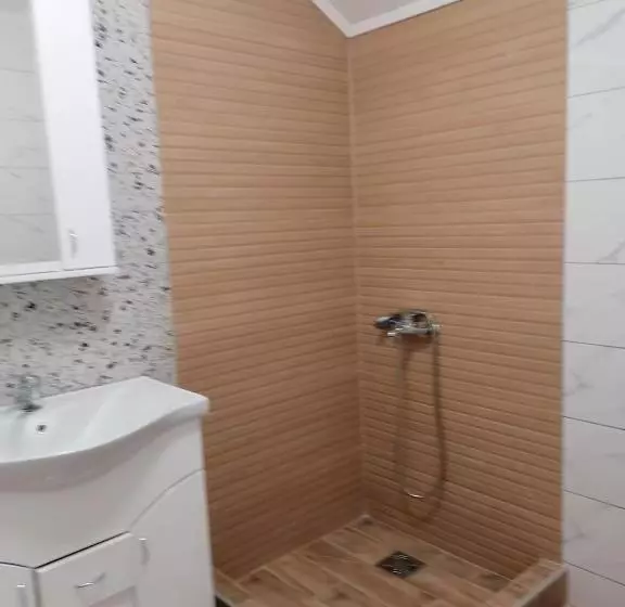 پانسیون Apartmani Lena
