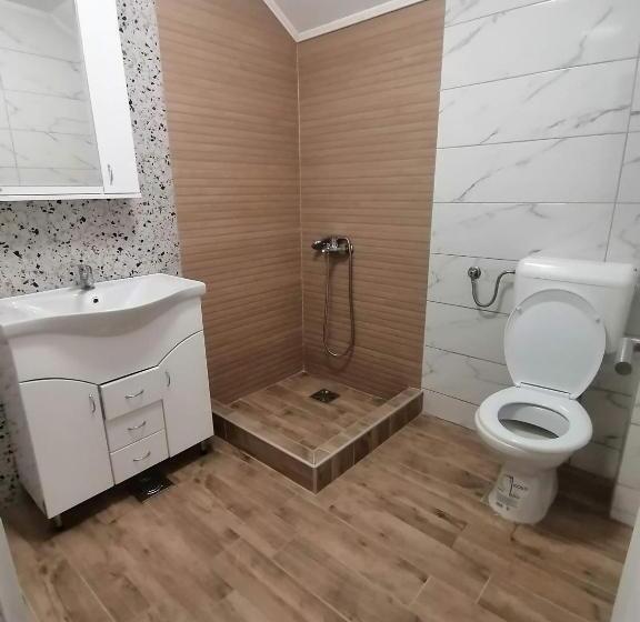 Pensionat Apartmani Lena