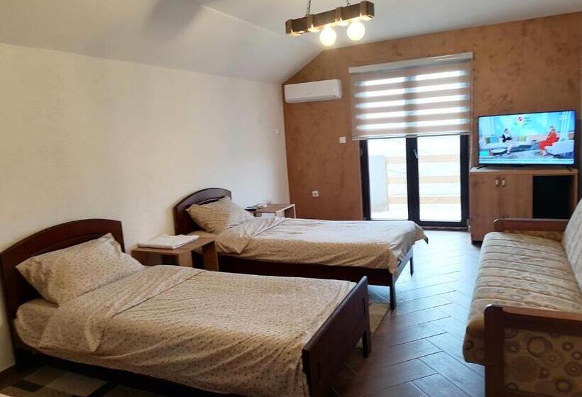 Pensionat Apartmani Lena