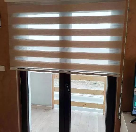 پانسیون Apartmani Lena