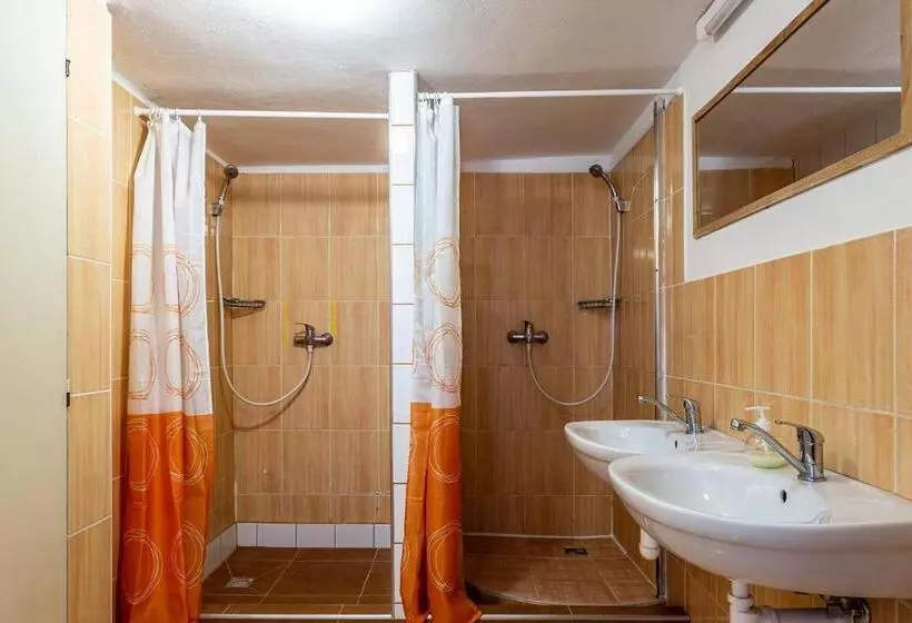 Majatalo Horská Bouda šubišák