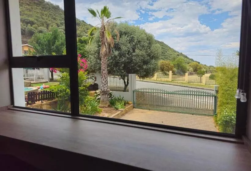 Majatalo Jacobsons Guesthouse