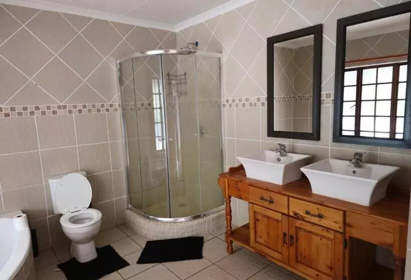 Majatalo Jacobsons Guesthouse