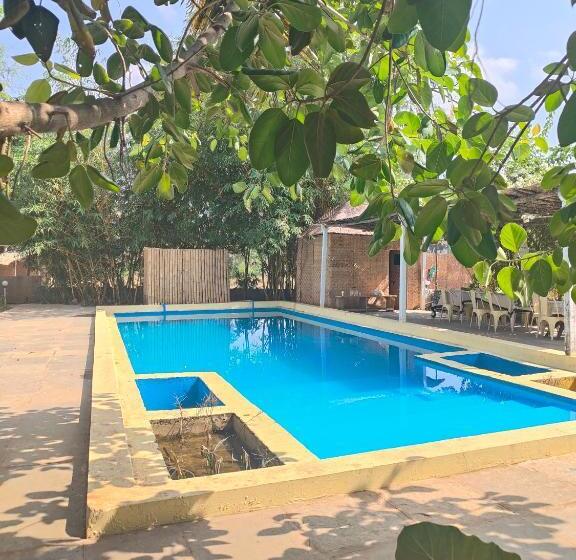 אתר נופש Rusta Wellness And Retreat Center