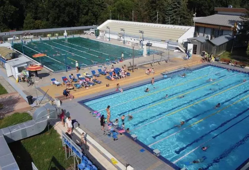 Lomakeskus Szentesi Sport és üdülőközpont