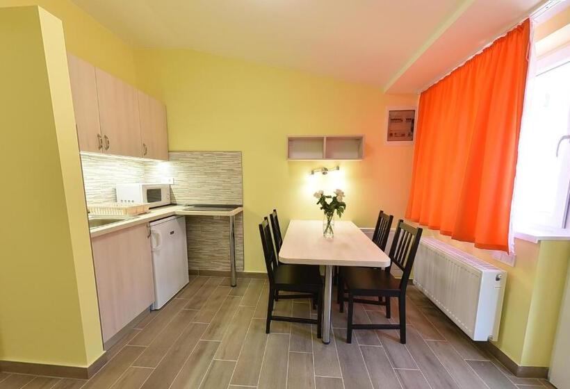 אתר נופש Szentesi Sport és üdülőközpont