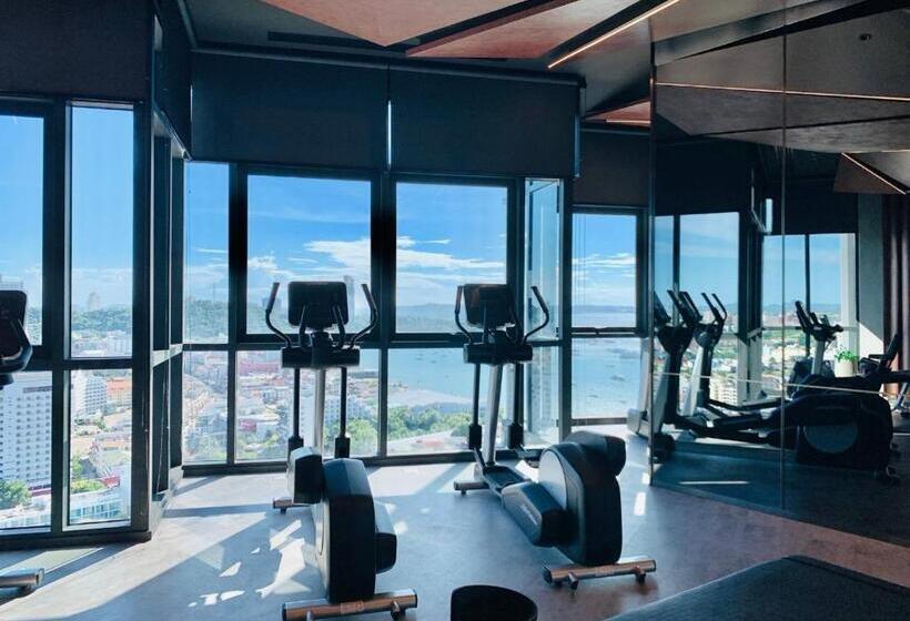 502 Edge芭提雅市中心25楼高层海景服务公寓，芭提雅海湾景观，近沙滩，步行街，购物中心