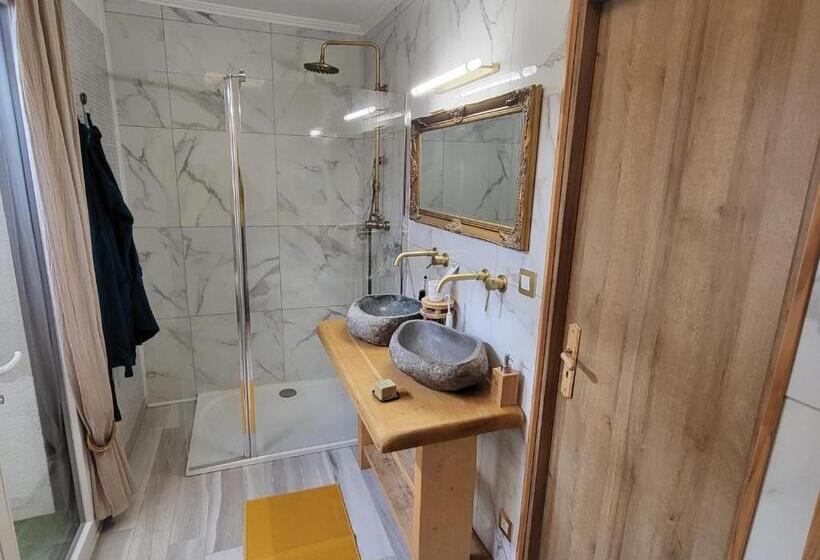 تختخواب و صبحانه Choisy Le Jacuzzi