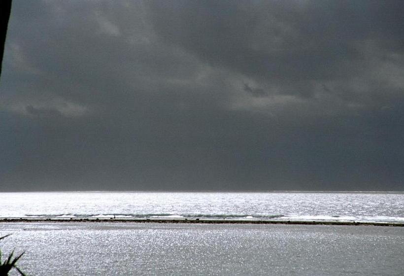 Bed and Breakfast Fully Private Villa 390sqm Zero Minutes To Beach 3 Star Serviced