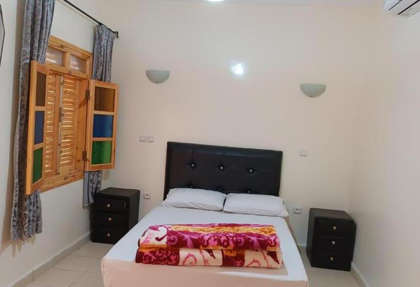 Отель Hôtel Essalam