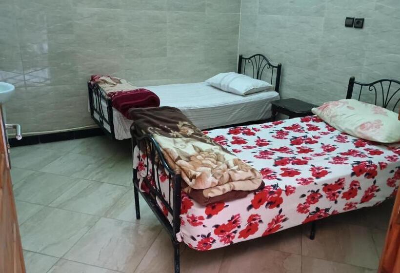 Отель Hôtel Essalam