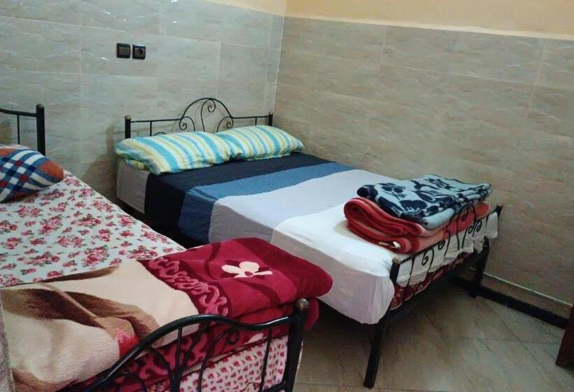 Отель Hôtel Essalam