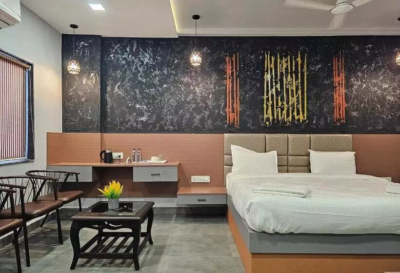 ホテル Happy Stay Kolhapur 2 Km From Kolhapur Airport