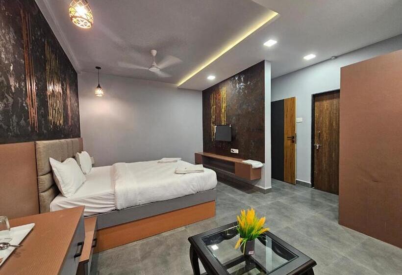 Hotel Happy Stay Kolhapur 2 Km From Kolhapur Airport
