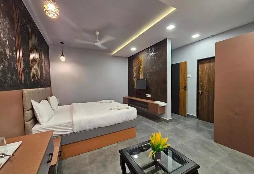 ホテル Happy Stay Kolhapur 2 Km From Kolhapur Airport