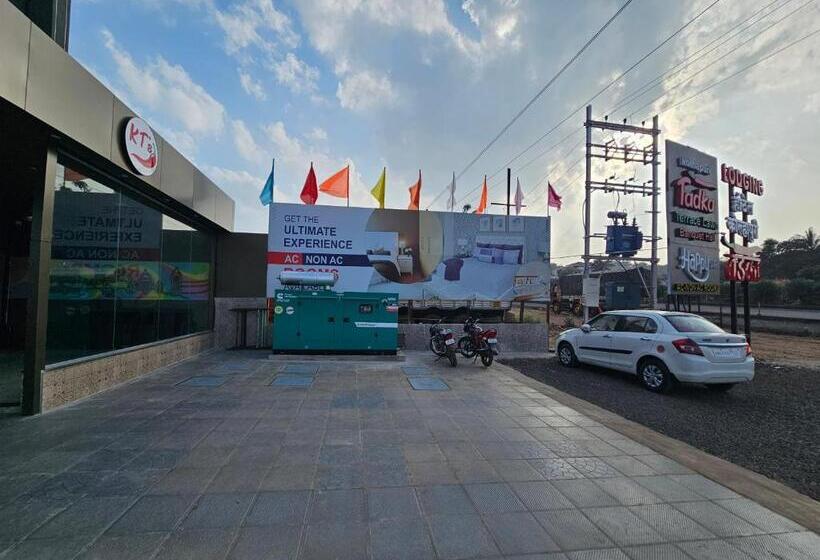 Hotel Happy Stay Kolhapur 2 Km From Kolhapur Airport