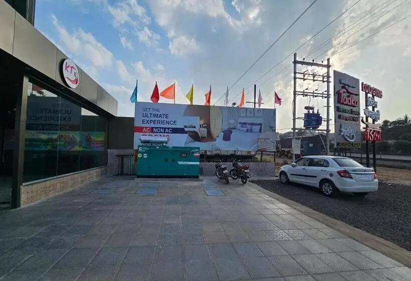 ホテル Happy Stay Kolhapur 2 Km From Kolhapur Airport