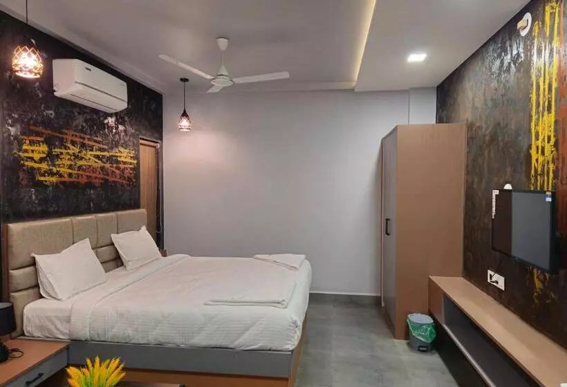 ホテル Happy Stay Kolhapur 2 Km From Kolhapur Airport