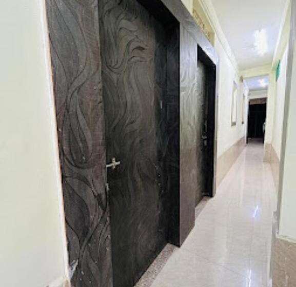 酒店 Om Sai, Anuppur