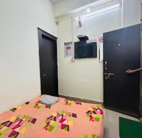 酒店 Om Sai, Anuppur