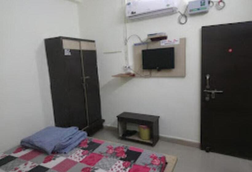 酒店 Om Sai, Anuppur