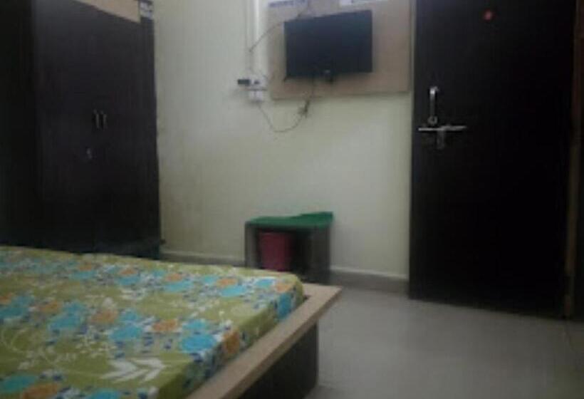 酒店 Om Sai, Anuppur