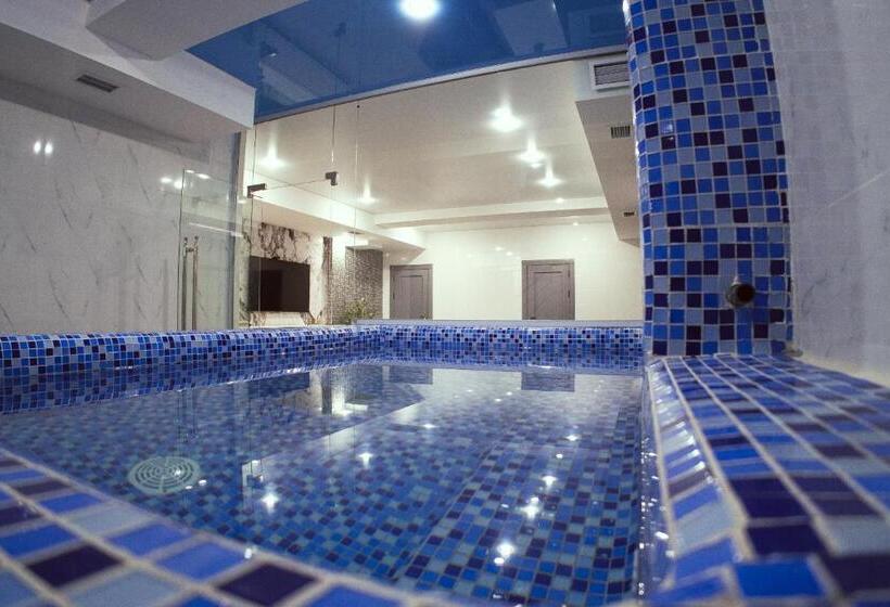 هتل Shymkent Park