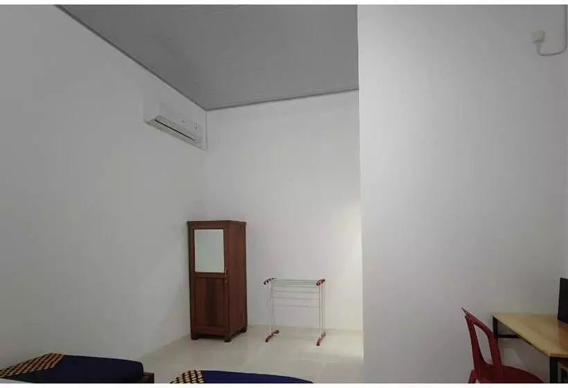 ホテル Spot On 93350 Alnasya Syariah