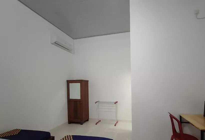 ホテル Spot On 93350 Alnasya Syariah