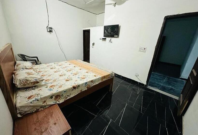 Oyo Annapurna Hotel Restaurant