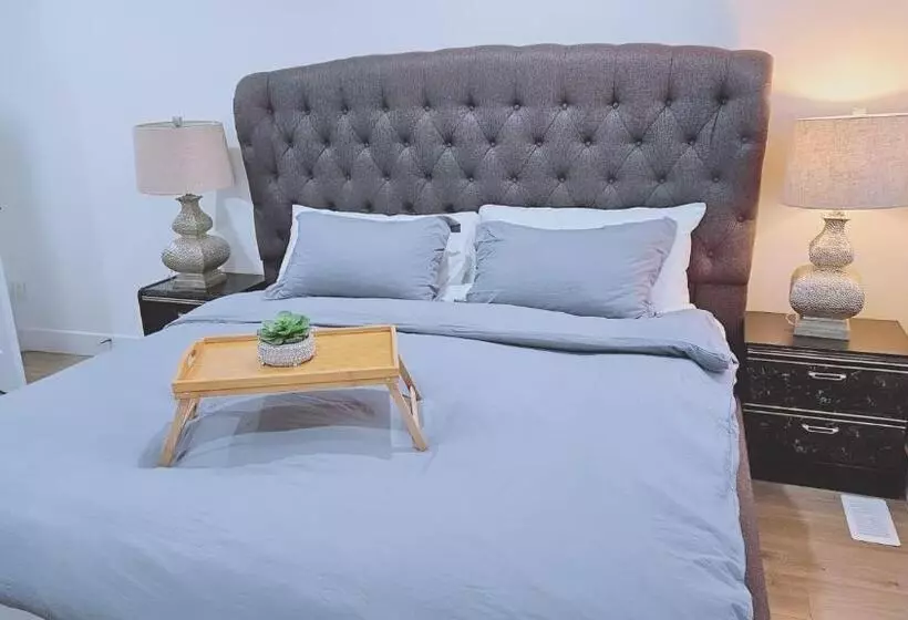 ペンション Beautiful Private King Room , Surrey