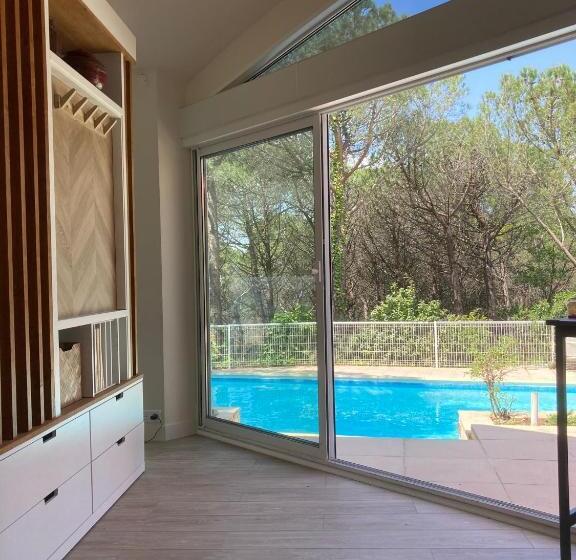 ペンション Eden Rochegude