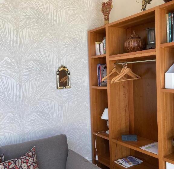 ペンション Eden Rochegude